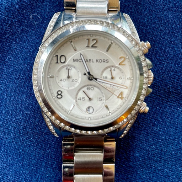 Silver Michael Kors Watch - Picture 2 of 4